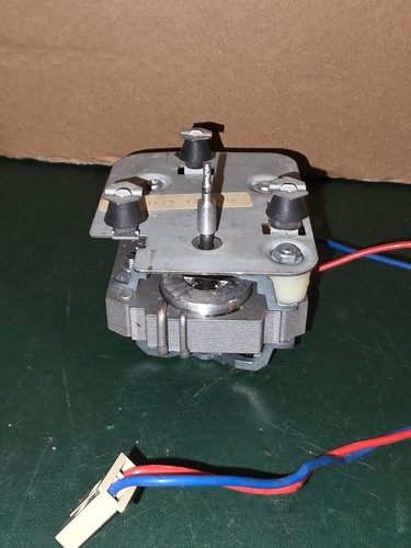 Moteur platine tourne disque - moteur,
